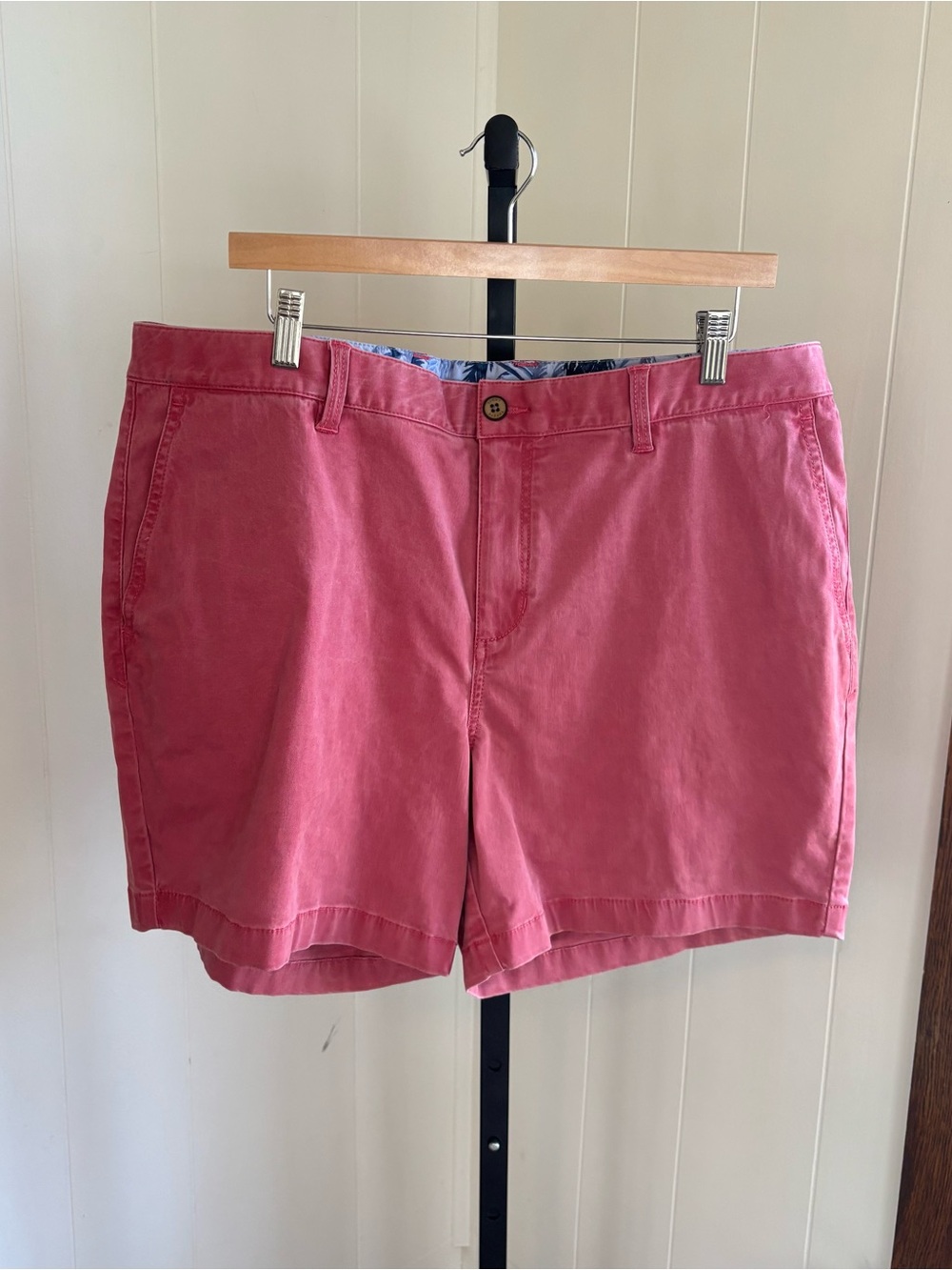 Tommy Bahama Boracay 6” Shorts Wild Geranium Red/Pink Stretch Chino Mens 40 NWT